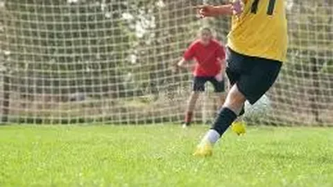 蒋勤勤晚宴共度时光，细节透露家庭角色