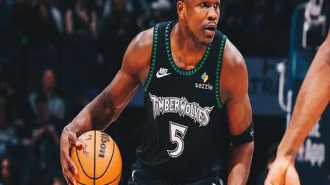 科曼達歐冠50場里程碑獲神秘榮耀！C羅梅西無法觸及！